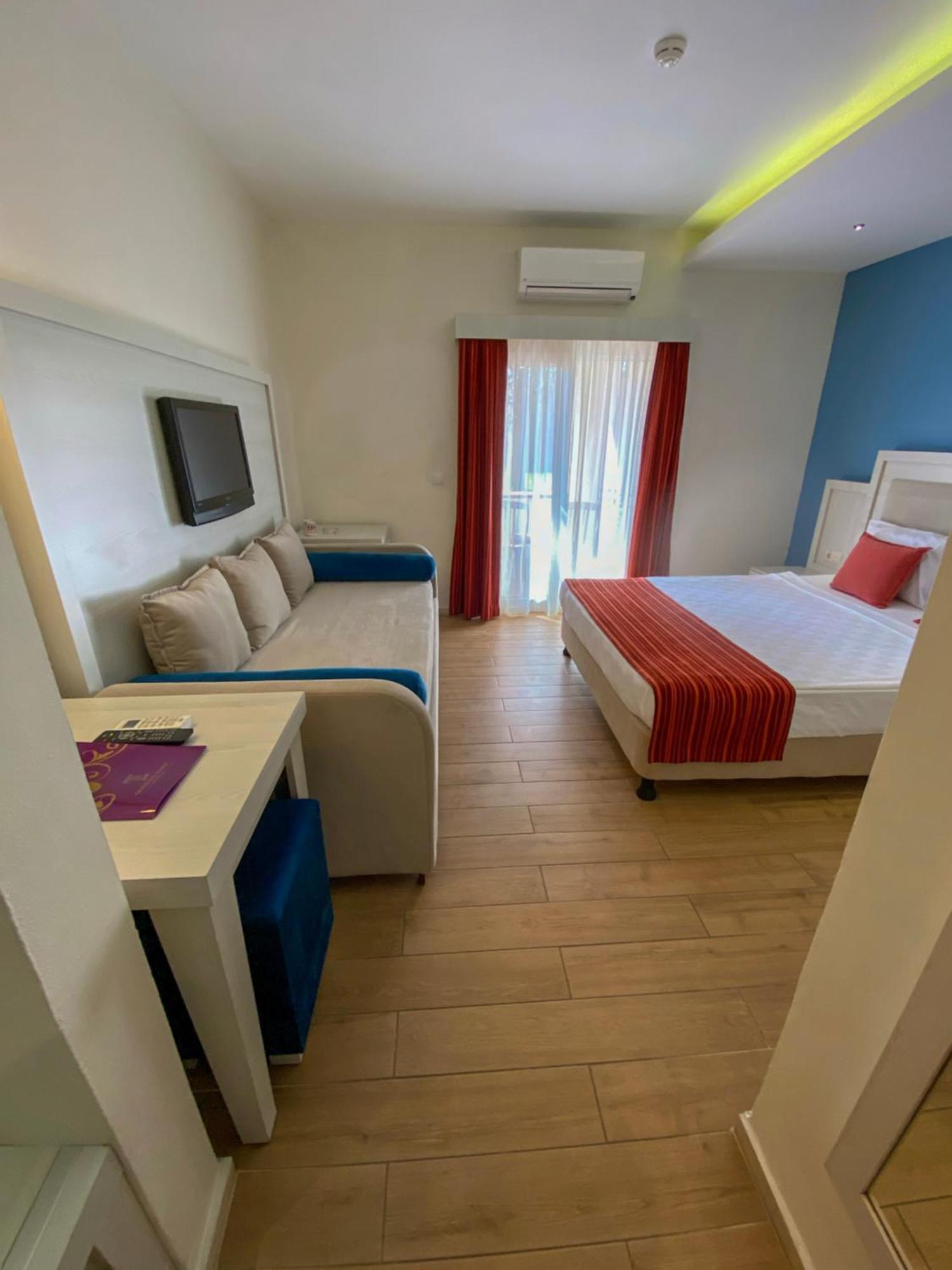 Queen'S Park Goynuk Hotel Kemer Cameră foto
