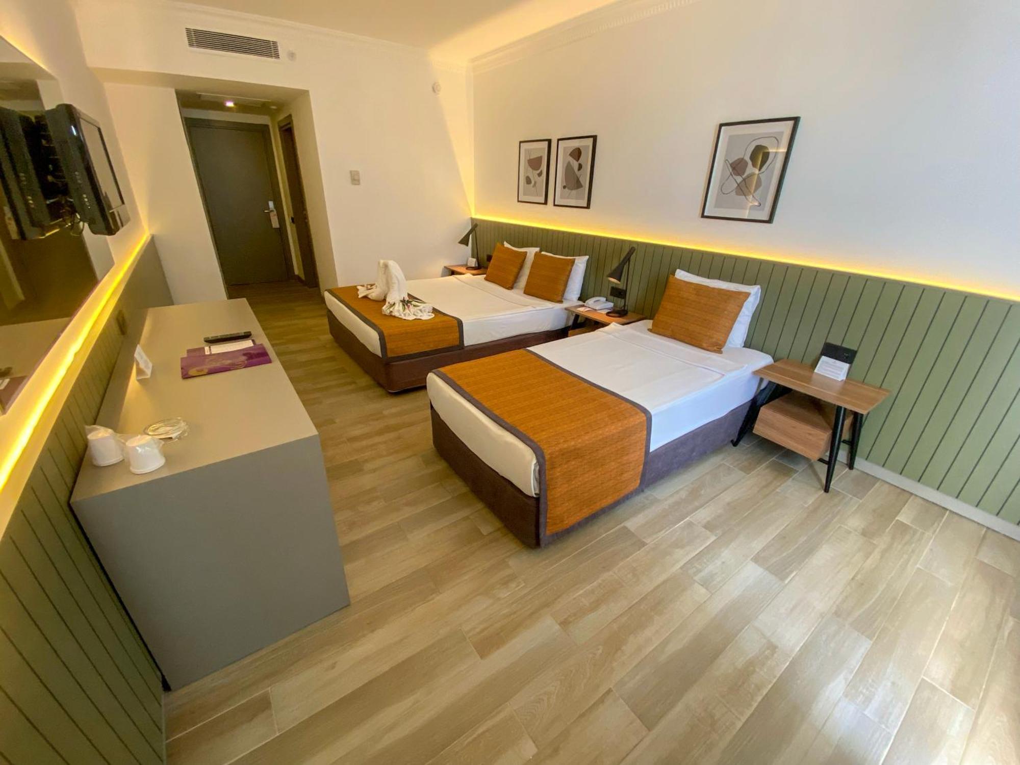 Queen'S Park Goynuk Hotel Kemer Cameră foto